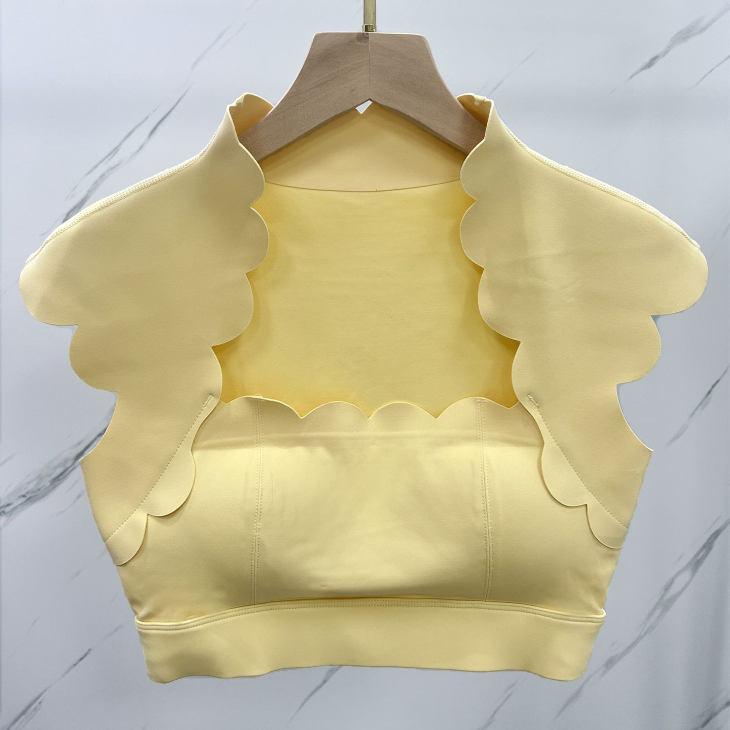 Pad Wavy Women Sports Vest Yog - đánh giá và giá Sports Bra Racerback